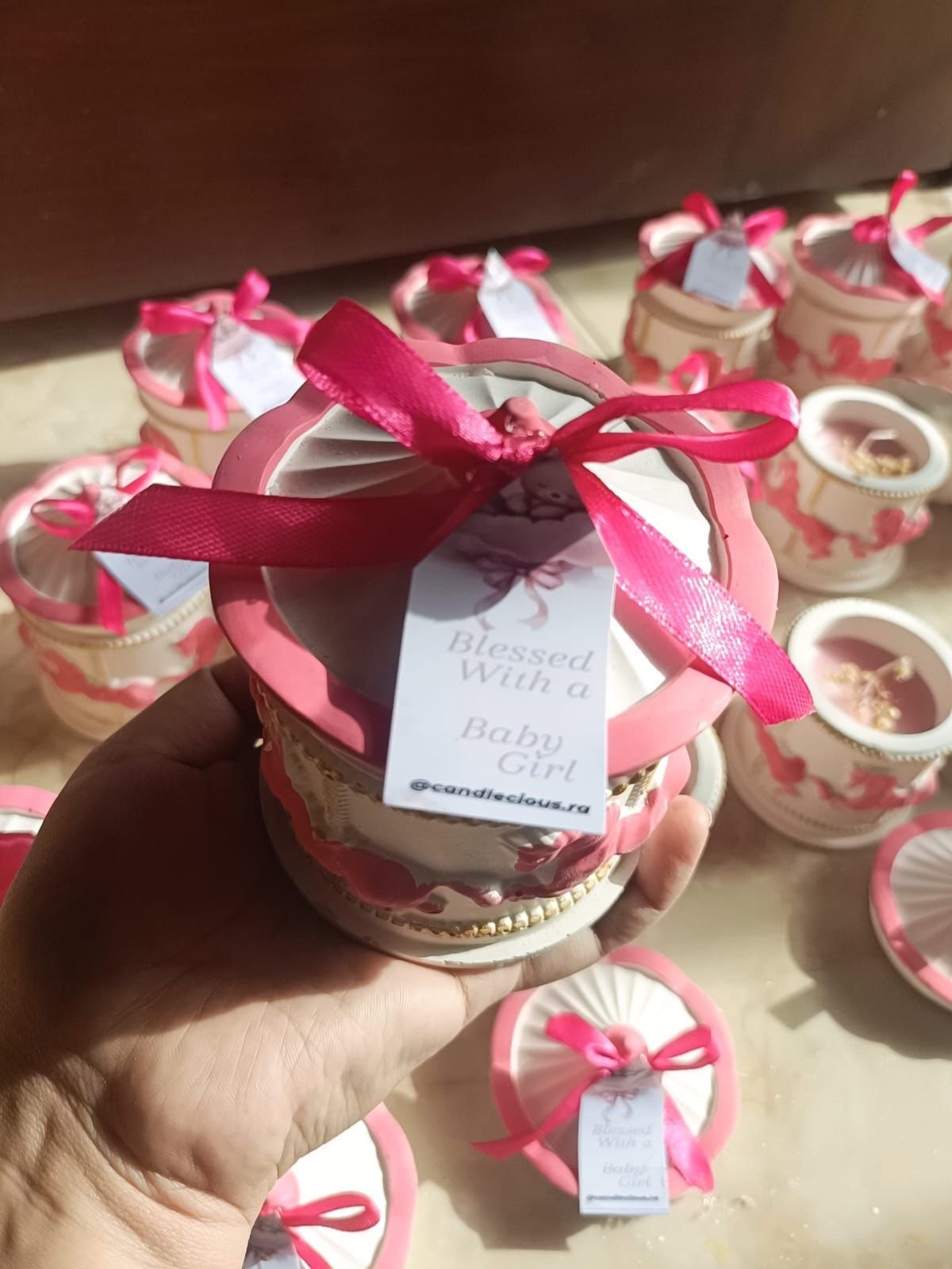 Carousel jar