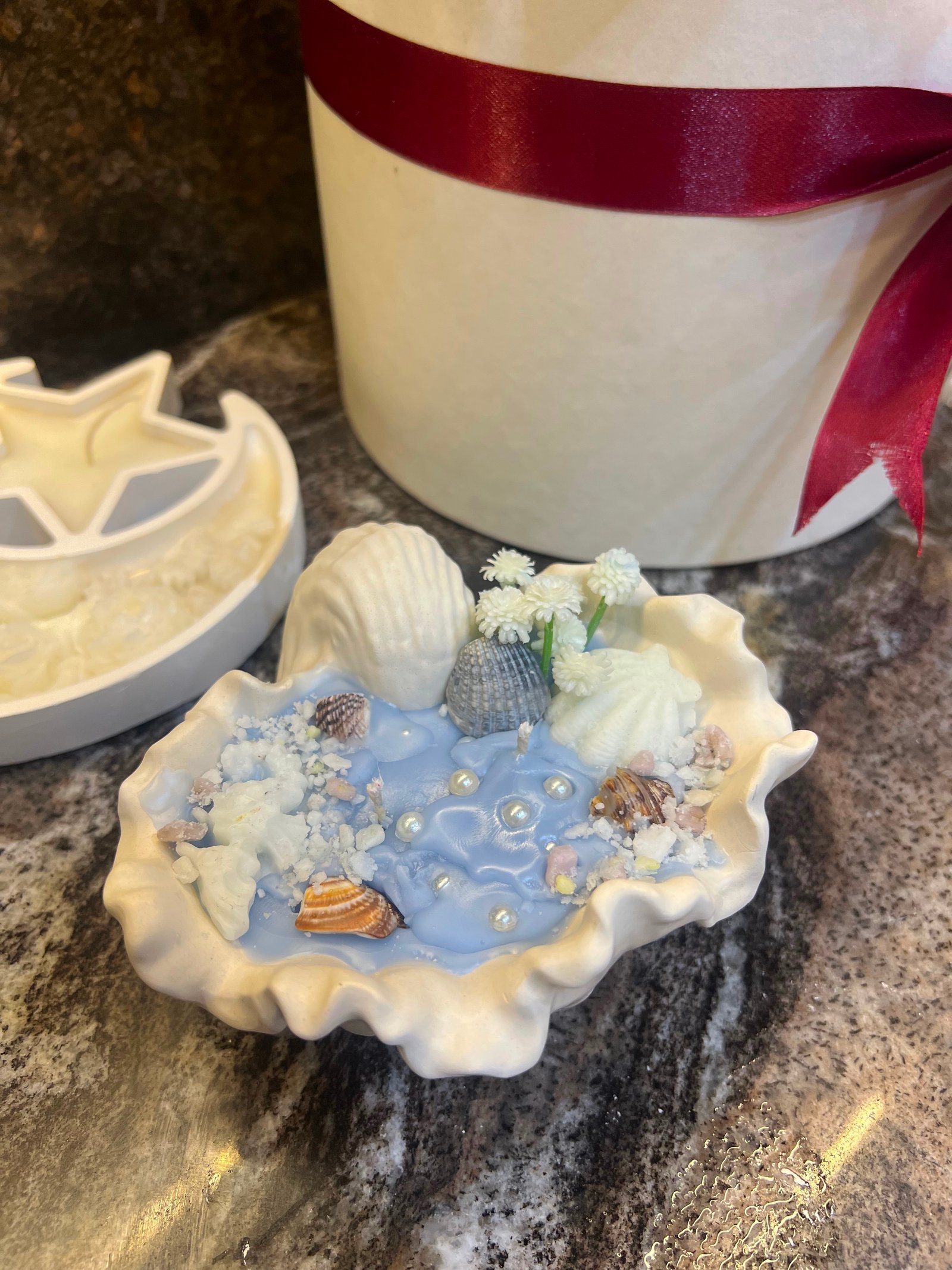 Shell sea theme candle