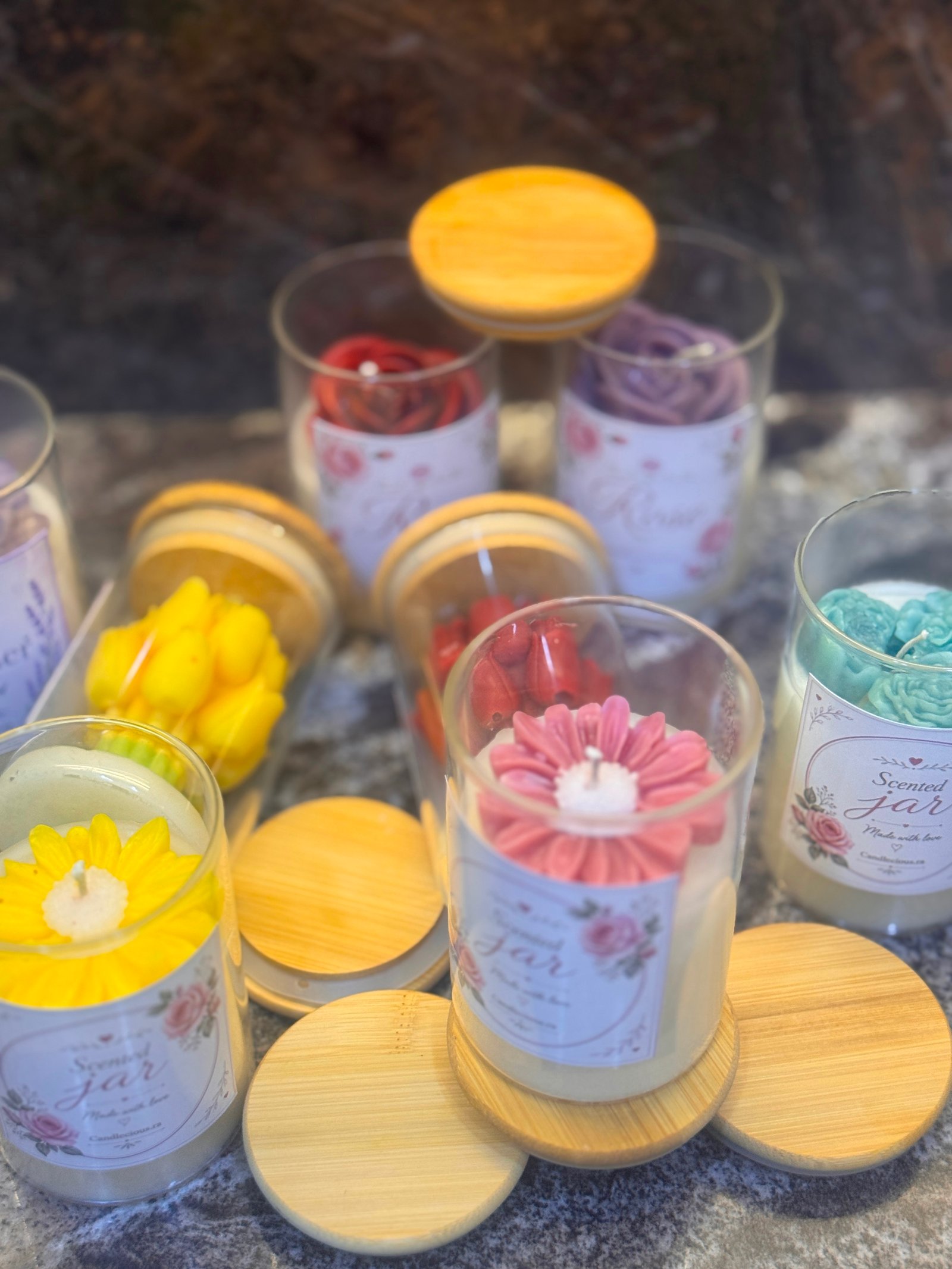 Daisy jar